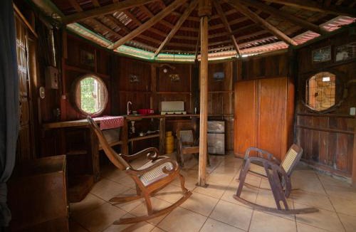 San Juan del Sur House | 1 bedroom cabin, 3 blocks from beach and center of San Juan