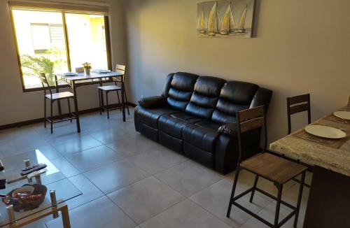 Guardia House | 1 New modern 2 bed suite with shared pool