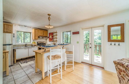 Arnold Cabin | 10 Mi to Bear Valley Resort: Serene Mtn Retreat