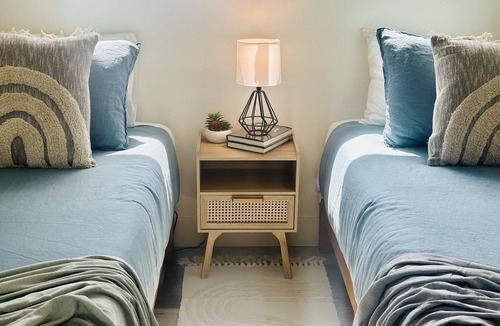 Oak Park House | 10 Min. To Downtown, Gameroom , Cowboy Pool, Sleeps 10, Views!