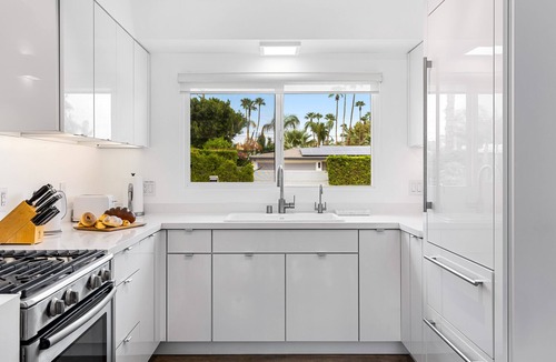 Tahquitz River Estates House | 10 Palms - Palm Springs Pool Retreat