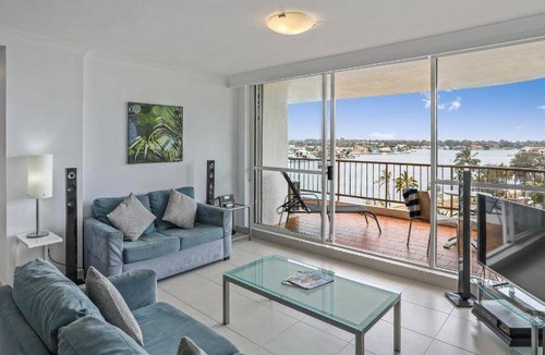 Surfers Paradise Apartment | 112 m² Serviced apartment ∙ 2 bedrooms ∙ 10 guests