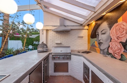 Tahquitz River Estates Villa | 11BR Designer Villa! Poolside Dntwn PS! Sleeps 30