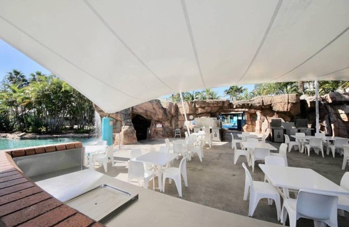 Mermaid Beach Apartment | 124 m² Apartment ∙ 3 bedrooms ∙ 6 guests