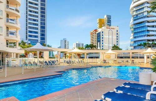 Broadbeach Apartment | 150 m² Apartment ∙ 10 guests