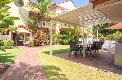 Broadbeach Apartment | 156 m² Serviced apartment ∙ 2 bedrooms ∙ 6 guests