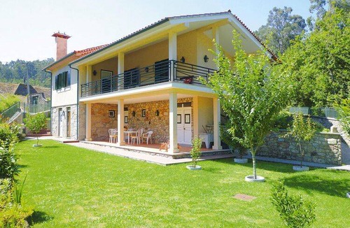 Macieira de Cambra House | 160 m² House ∙ 4 bedrooms ∙ 8 guests