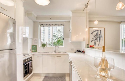 Main Beach Apartment | 180 m² Serviced apartment ∙ 3 bedrooms ∙ 127 guests