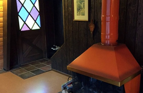 Pine Mountain Club Cabin | 1970s Gambrel Cabin in the Los Padres National Forest