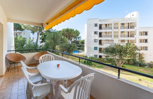 Vilamoura Apartment | 2 BDR Flat With Pool in Vilamoura by LovelyStay
