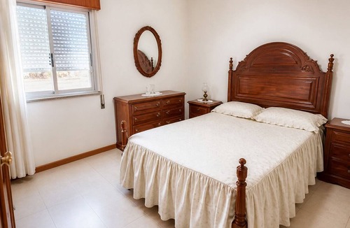 Sao Bartolomeu de Messines Apartment | 2-bedroom Appartment in Center of SB Messines Between Mountains and Beaches