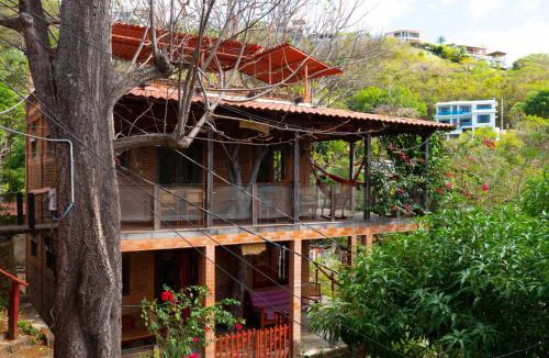 San Juan del Sur Apartment | 2 bedroom apartment with bay view, deck and roof terrace