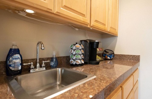 El Granada House | 2 Blocks to ocean, steps to beach, ocean view, coastal trail, BBQ