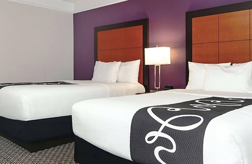 Guasti Hotel | 2 Double Beds at La Quinta Inn & Suites by Wyndham Ontario Airport