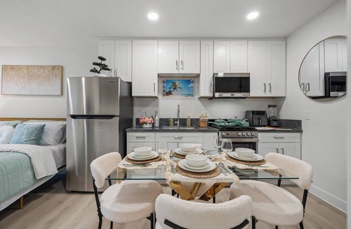 Lemon Grove House | 2 King Beds, Ranch-Style, 2 Parking, AC, Nice View