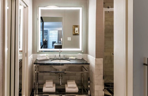 Norma Triangle Hotel | 2 Suite with Kitchen l Rooftop Pool l Near The Grove Shopping & Beverly Center