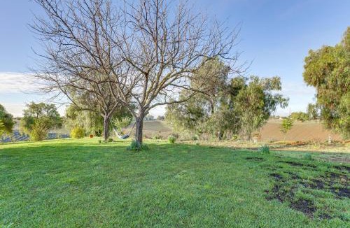 San Miguel House | 20 Acres in Wine Country! Central California Oasis