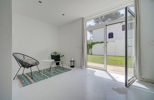 Oeiras Villa | 20 minutes from Lisbon, spectacular house w/garden. Pets accepted