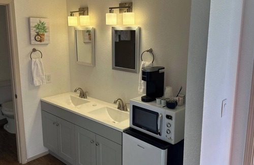 Brownsville Hotel | 21 - Great Suite for a great stay!