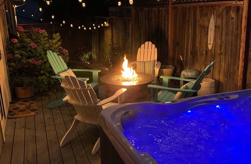 Eastside Santa Cruz House | 221310: Best Location! Gorgeous Twin Lakes Beach House: Steps to Beach & Harbor!
