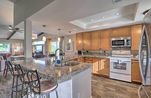 La Quinta Cove House | 226242 3 BR Oasis w/Hot Tub By Golf & Coachella!
