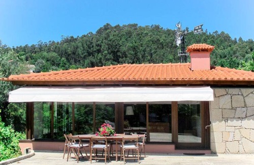 Bico House | 240 m² Farmhouse ∙ 5 bedrooms ∙ 10 guests