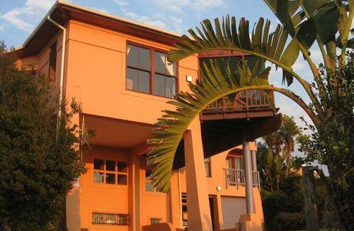 Wavecrest House | 250 m² House ∙ 3 bedrooms ∙ 7 guests