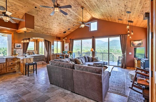 North Fork Apartment | 28 Mi to Yosemite: Lovely Mtn Cottage w/Deck!