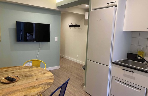 Casal da Ladeira Apartment | 2BR Duplex – Family & Pet Friendly, AC & Wi-Fi