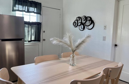 Hanford House | 2BR Home Near Downtown - King Bed Comfort