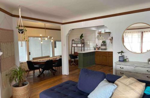 Harbor House | 2BR LA Beach City House With Gym & Tesla Charging