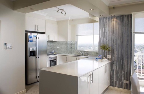 Burleigh Heads Apartment | 2nd Avenue Beachside Apartments