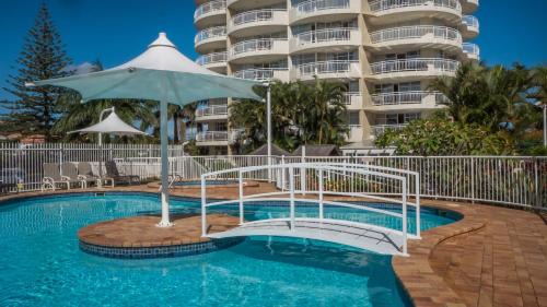 Burleigh Heads Apartment | 2nd Avenue Beachside Apartments