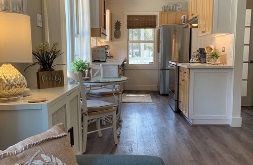 Tahoe Island Cottage | 3 BDRM 2 Bath Cottage in South Lake Tahoe Walking Distance to Great Restaurants