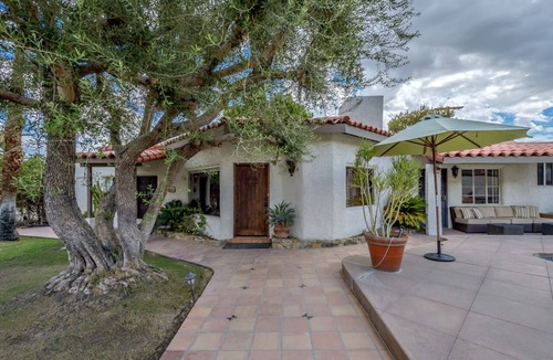 La Quinta Cove House | 3 Bdrm beauty with pool/spa Permit #225610