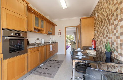 Porto de Mos Apartment | 3 bedroom apartment in Porto de mós, Lagos close to the beach