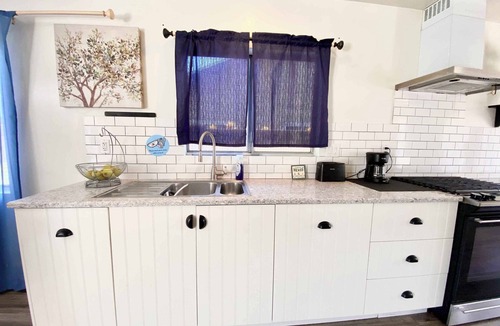 Walnut Valley House | 3-bedroom house in superb West Covina with cool AC