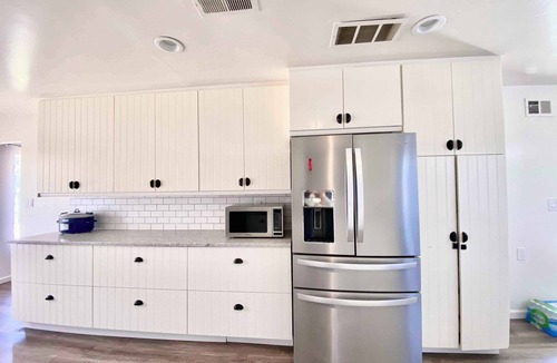 Walnut Valley House | 3-bedroom house in superb West Covina with cool AC