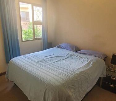 Wavecrest House | 3 bedroom house with parking
