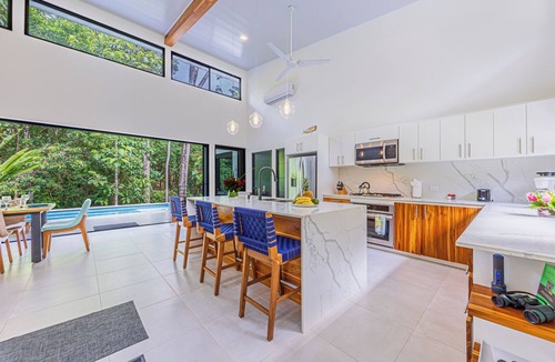 Uvita House | 3-bedroom modern house in amazing Uvita with AC