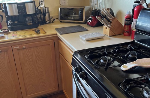 Idyllwild House | 3-Bedrooms in Idyllwild - AC, Jacuzzi, Sauna, Fitness-Game Room, Epic Views