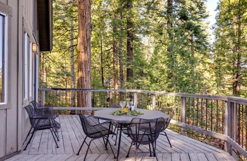 Arnold House | 3 Mi to Big Trees State Park: Cabin w/Deck