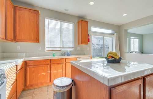 Merced House | 3 Mi to Downtown Merced: Family-Friendly Home