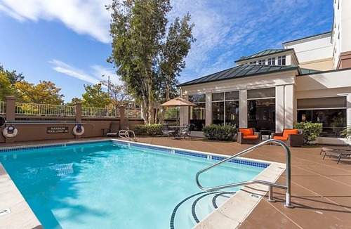 East San Mateo Hotel | 3-Star Hotel ∙ Hilton Garden Inn San Mateo