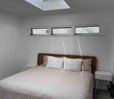 Central Malibu Apartment | 30 PCT OFF! Limited Time! Malibu Ocean Wave with King Bed, Walking to Beach and Hiking