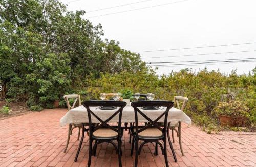 Central Malibu House | 30 PCT OFF! Malibu Villa, Ocean View, Beach, Hiking