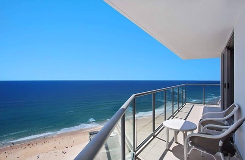 Surfers Paradise Apartment | 30F Peninsula Summary