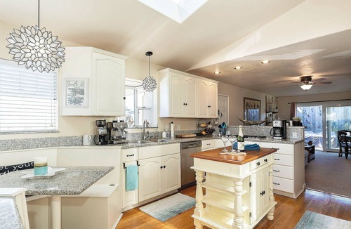 Monterey House | 3827 Betsy's Nest - Adorable Monterey Cottage