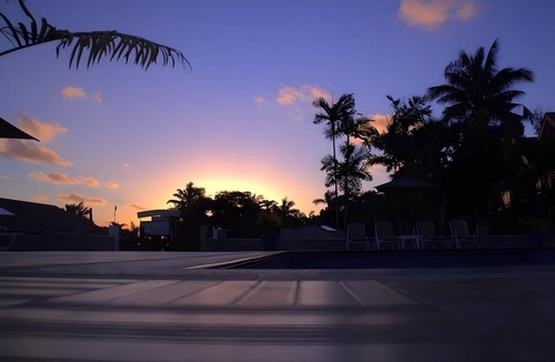 Sunset Strip Resort | 39 m² Resort ∙ 4 guests