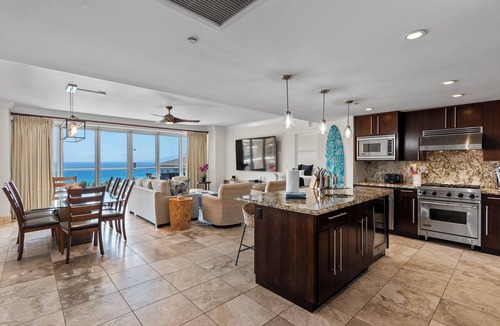 Kaanapali Condo | 3BD Oceanfront Retreat w/Lanai, Floor-to-Ceiling Views & Modern Kitchen - Honua Kai 825